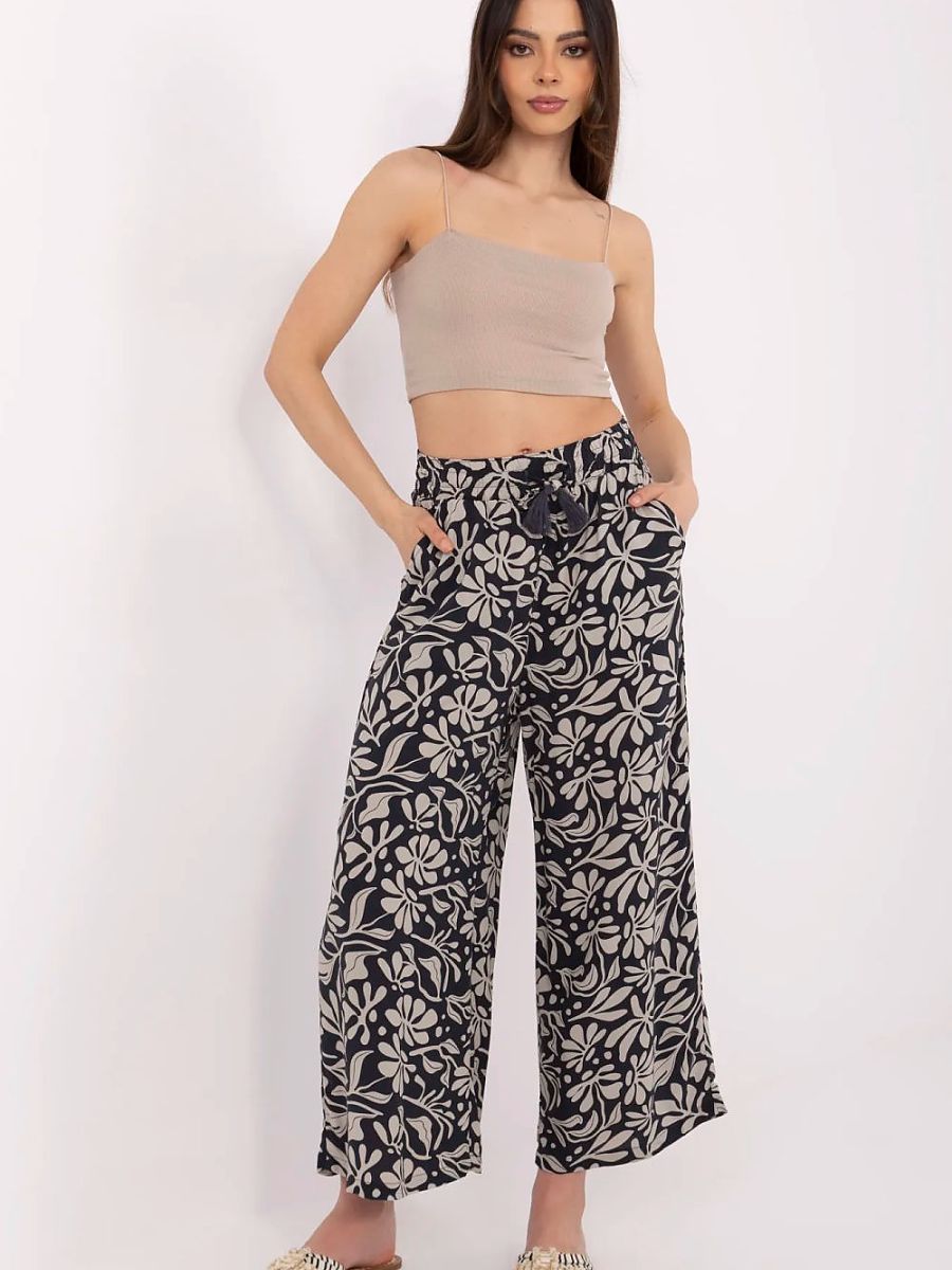  Women trousers model 212666 Sublevel 