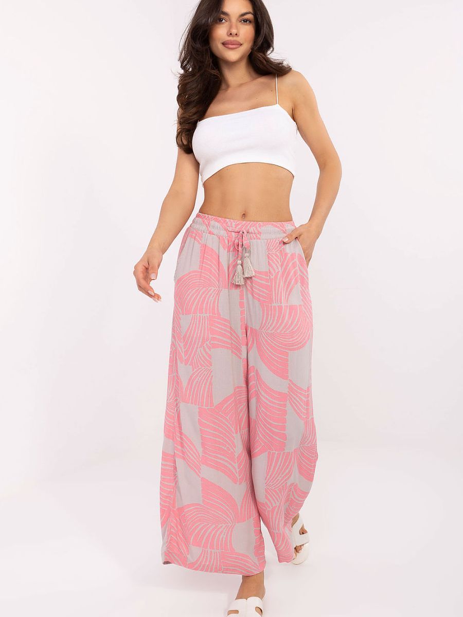  Women trousers model 215116 Sublevel 