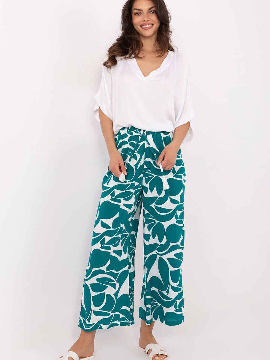  Women trousers model 215121 Sublevel 